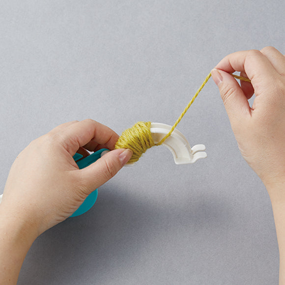 POM-POM MAKER SET